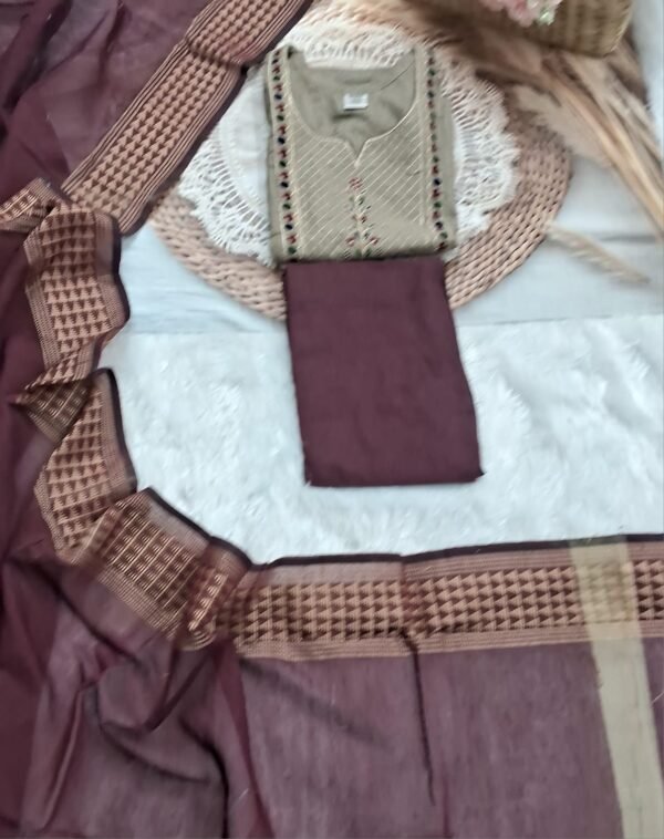 Earth & Maroon Contrast Chudidhar Set
