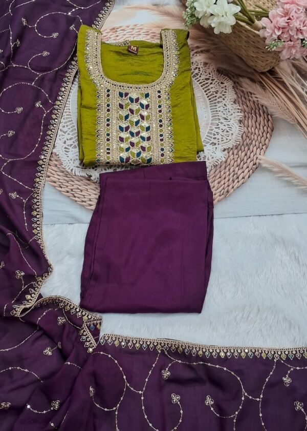 Abstract Floral Print Chudidhar Set