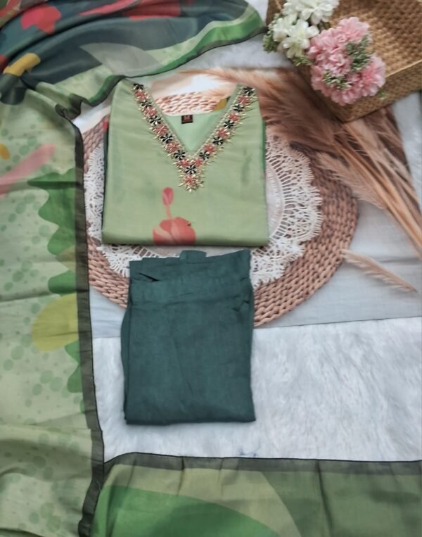 Monochromatic Forest Chudidhar Set